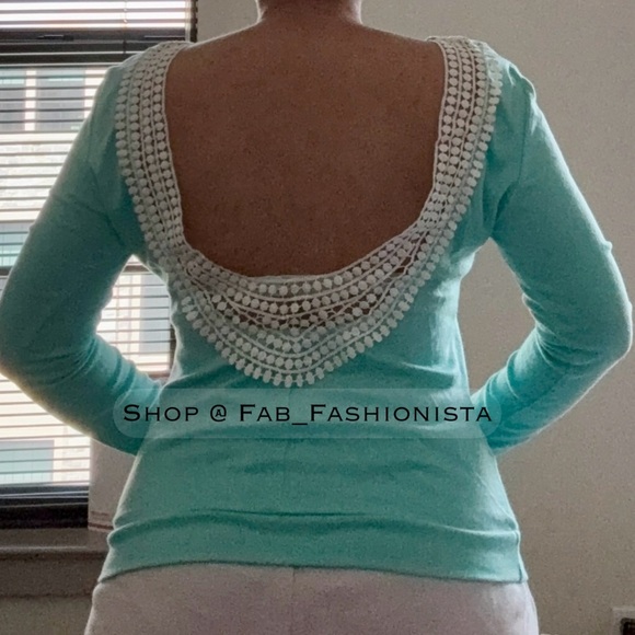 Low Back Tear Drop sweater Top Mint size Medium - Picture 8 of 11